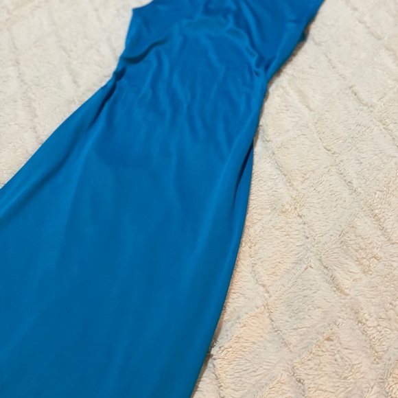 Custom Made Gown - Picture 3 of 4